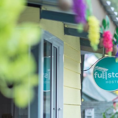 Full Stop. Hostel Patong Kültér fotó