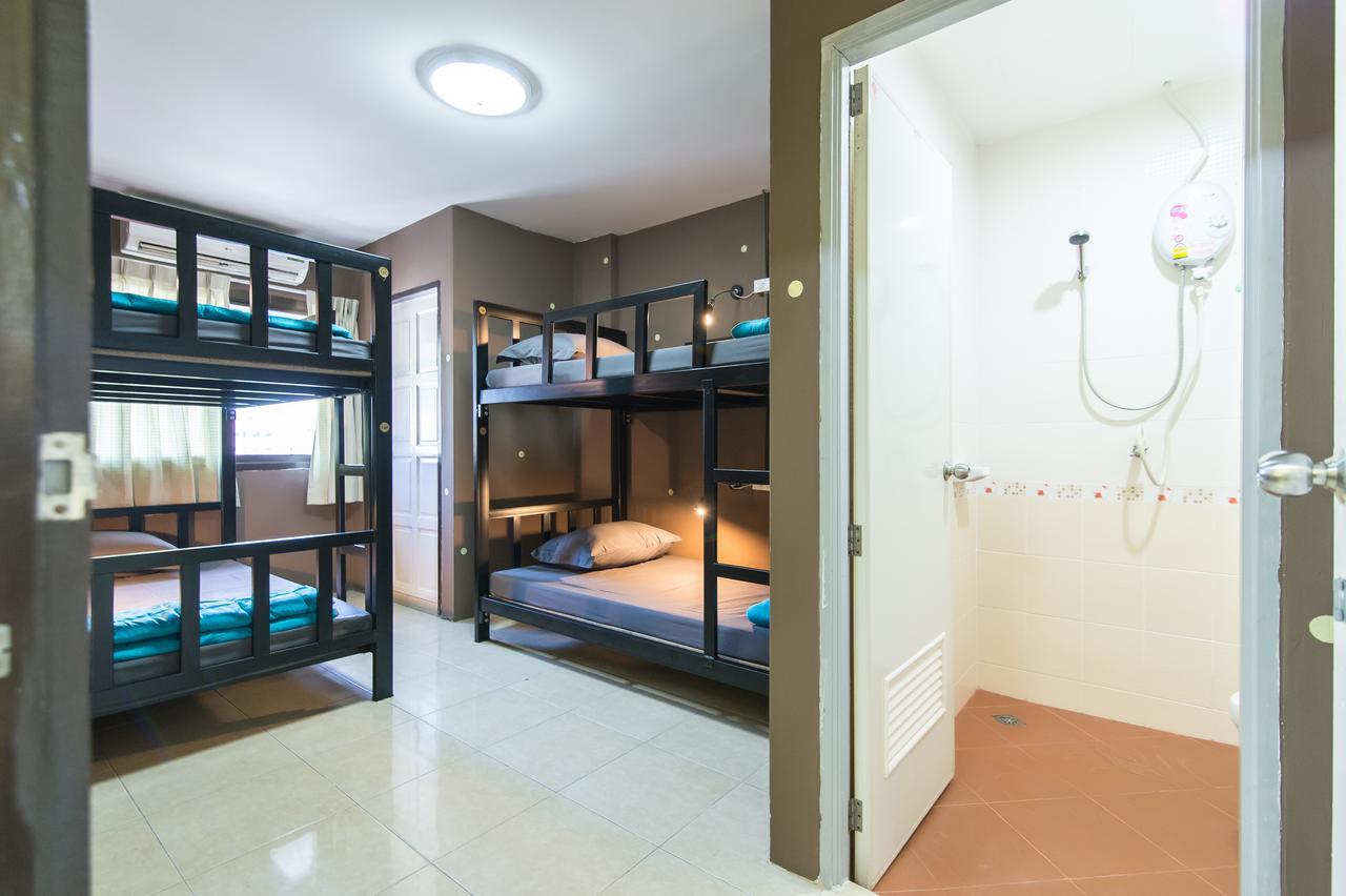 Full Stop. Hostel Patong Kültér fotó