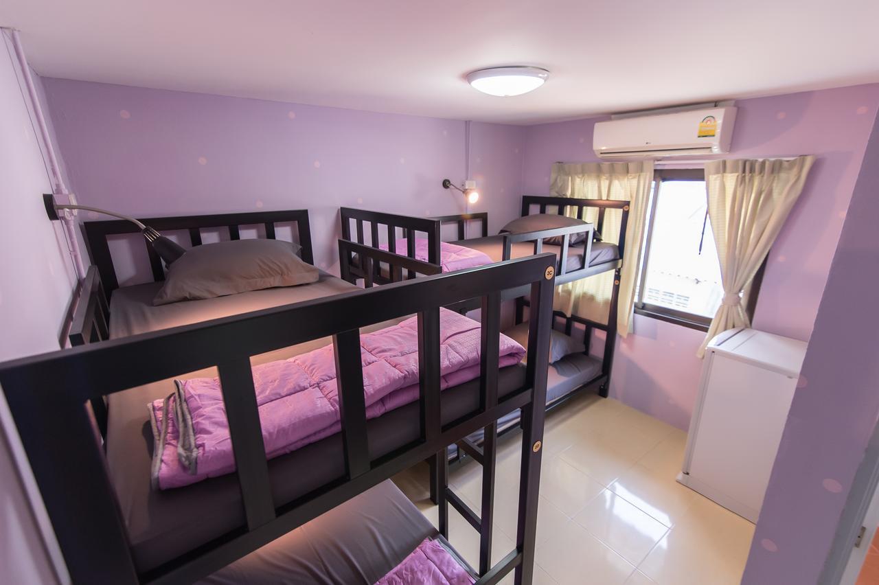 Full Stop. Hostel Patong Kültér fotó