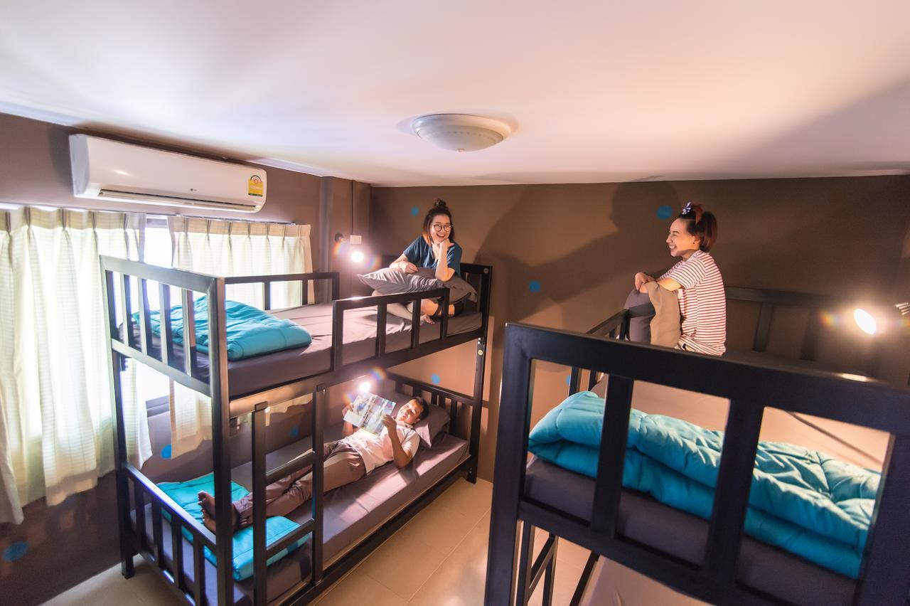 Full Stop. Hostel Patong Kültér fotó