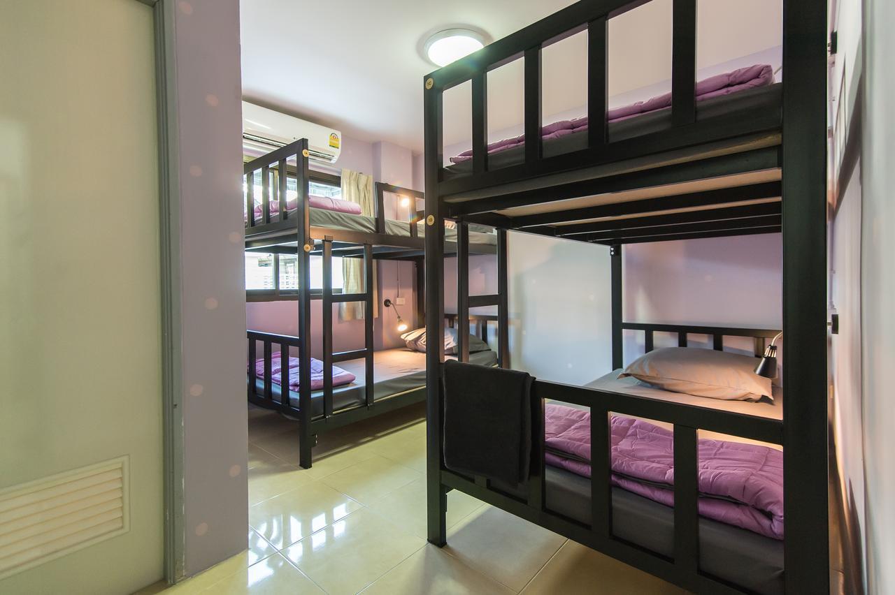Full Stop. Hostel Patong Kültér fotó