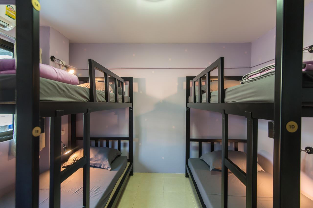 Full Stop. Hostel Patong Kültér fotó